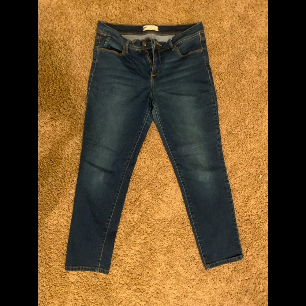 Skinny leg free people jeans mid rise like new